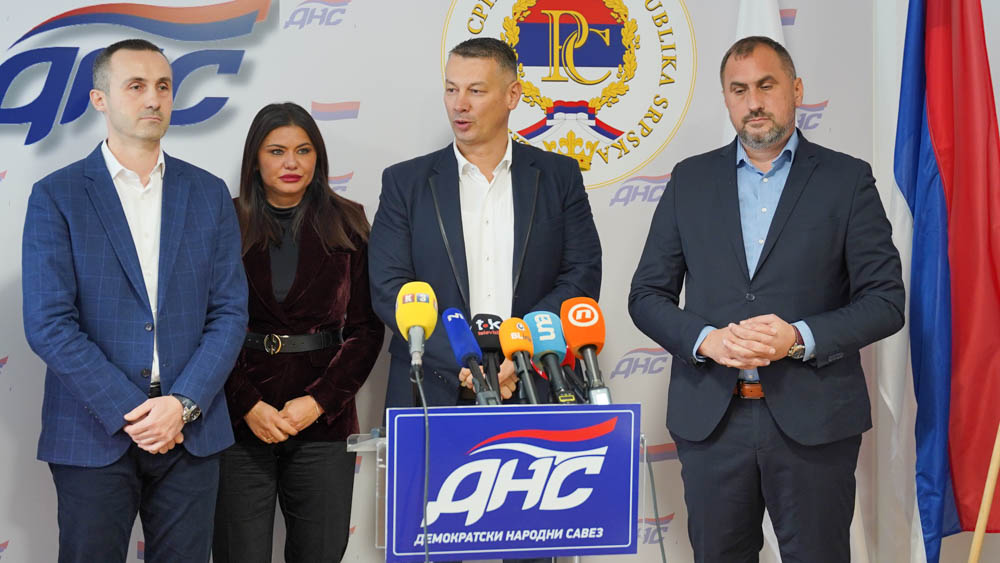 Dejan Lolić, Jelena Orašanin, Nenad Nešić i Aleksandar Petković